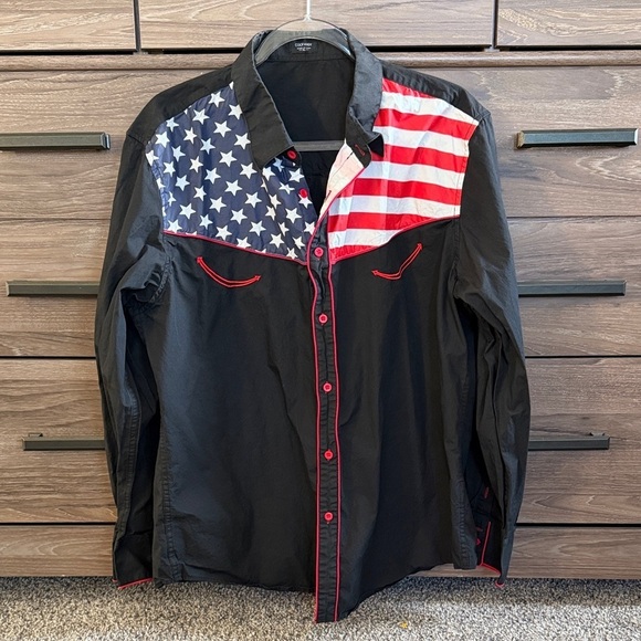 Coofandy Other - Patriotic Button Down Shirt